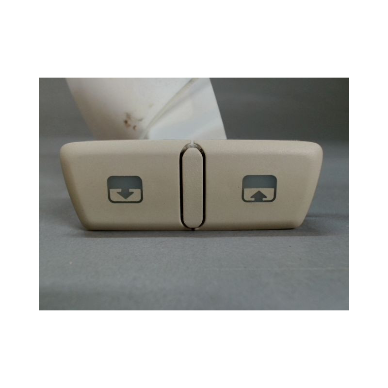 BOUTON COMMANDE TOIT OUVRANT FIAT 500 C 09-