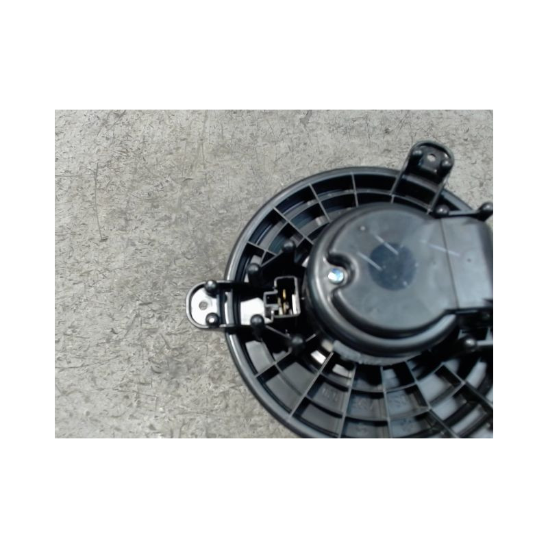 MOTEUR VENTILATEUR CHAUFFAGE SUZUKI SWIFT