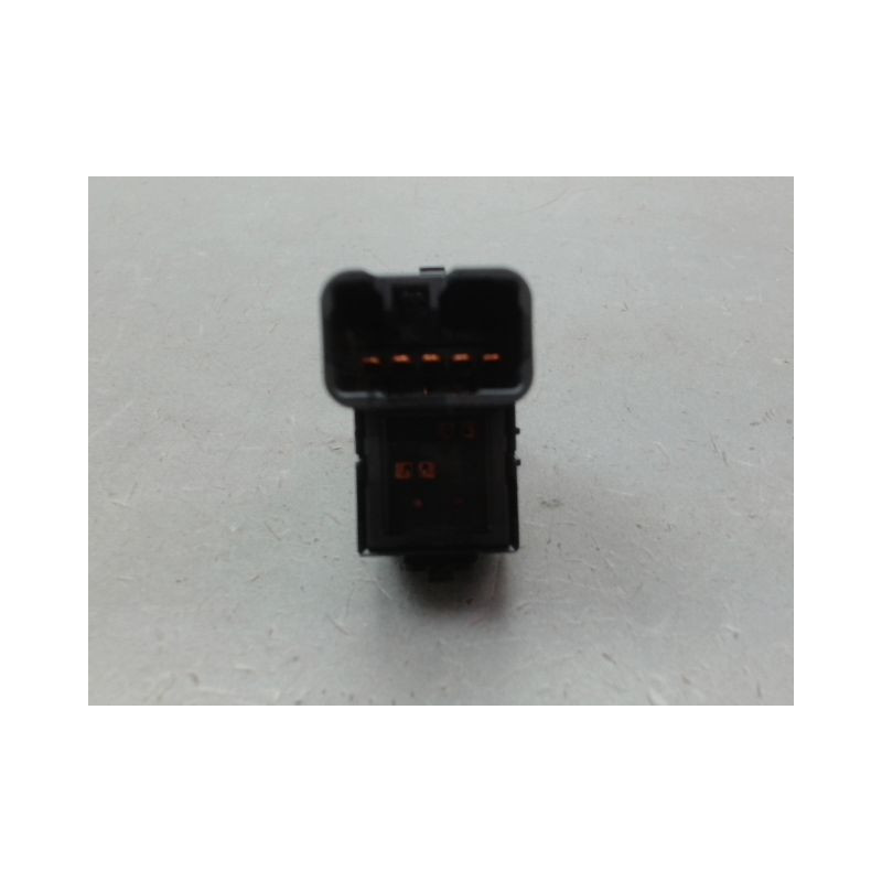 COMMANDE LEVE-GLACE PORTE ARD MITSUBISHI SPACESTAR