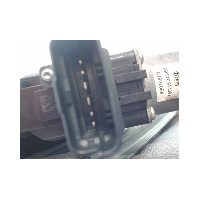 MECANISME+MOTEUR LEVE-GLACE ARRIERE DROIT RENAULT MEGANE IV PHASE 1 2015-