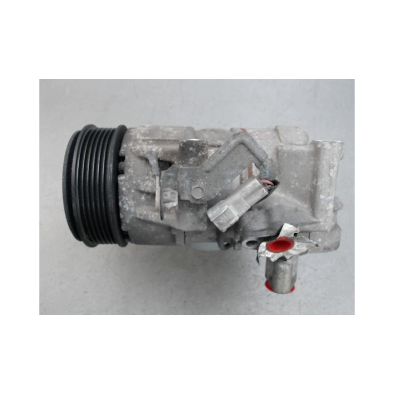 COMPRESSEUR AIR CONDITIONNE TOYOTA YARIS