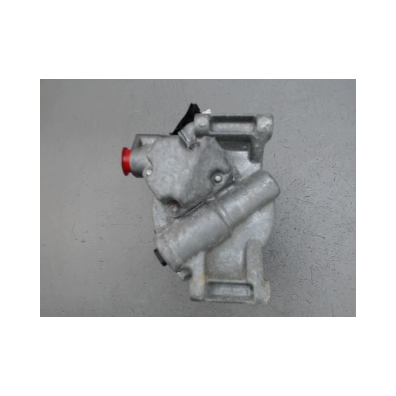 COMPRESSEUR AIR CONDITIONNE TOYOTA YARIS