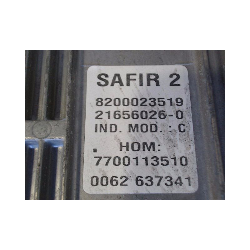 CALCULATEUR MOTEUR RENAULT TWINGO
