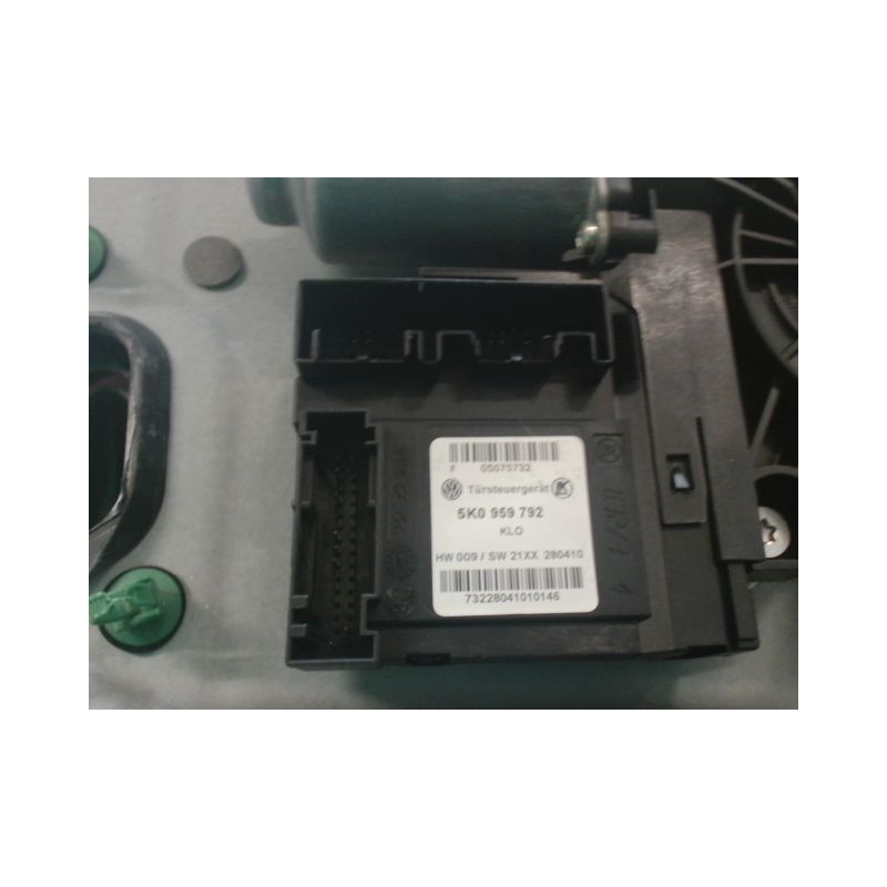 MECANISME+MOTEUR LEVE-GLACE AVANT DROIT VOLKSWAGEN TOURAN MONOSP. I Phase 2 (1T) 2006-2010
