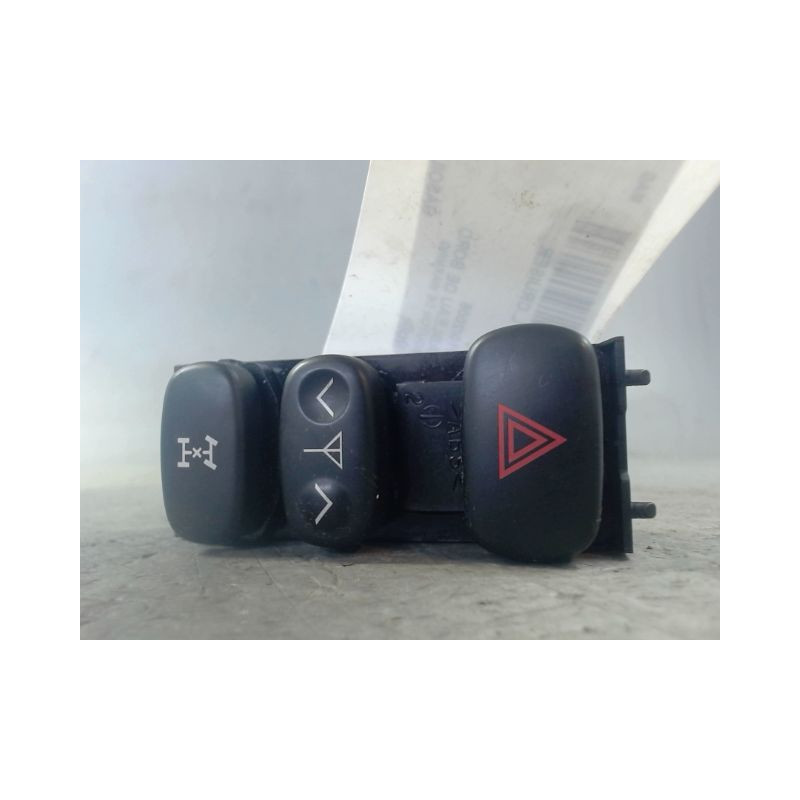 BOUTON DE WARNING TOYOTA L.CRUISER