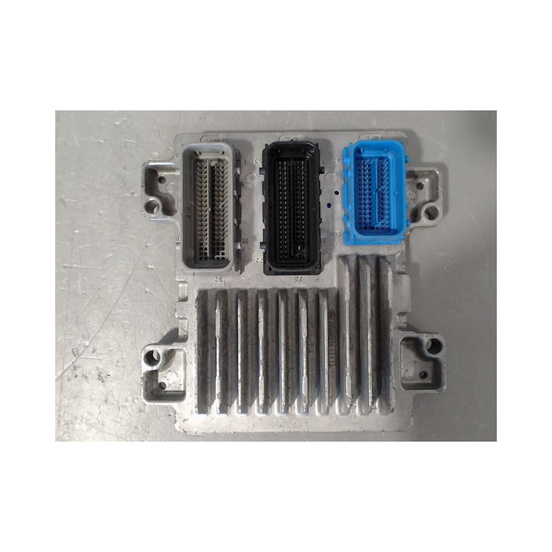 CALCULATEUR MOTEUR OPEL CORSA