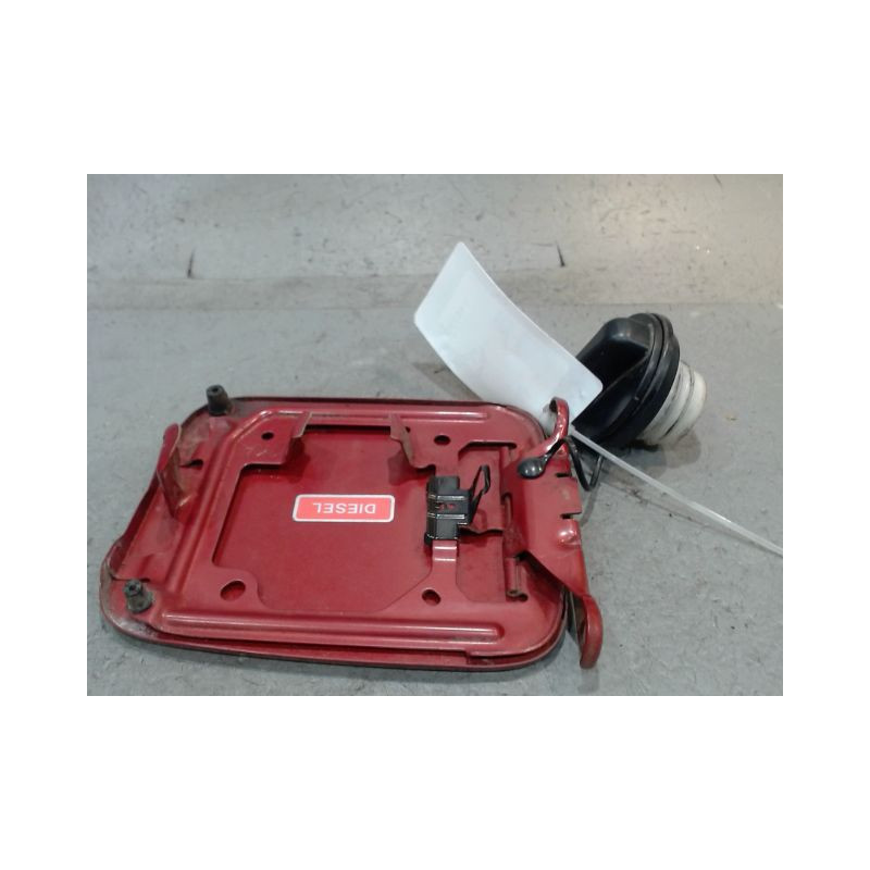 VOLET DE TRAPPE CARBURANT NISSAN JUKE