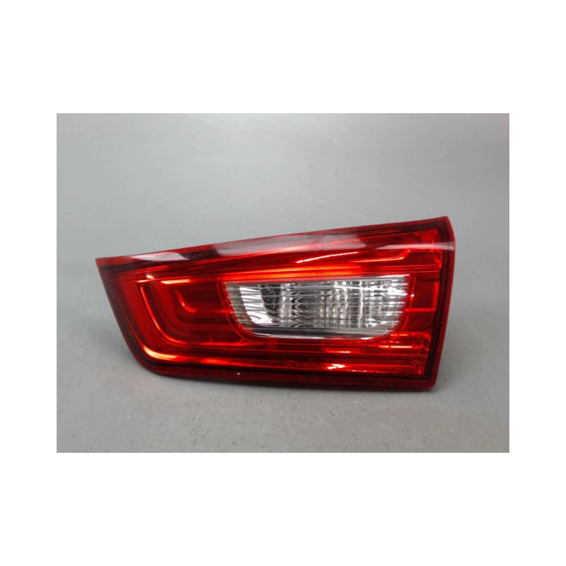 FEU ARRIERE INTERIEUR DROIT MITSUBISHI ASX