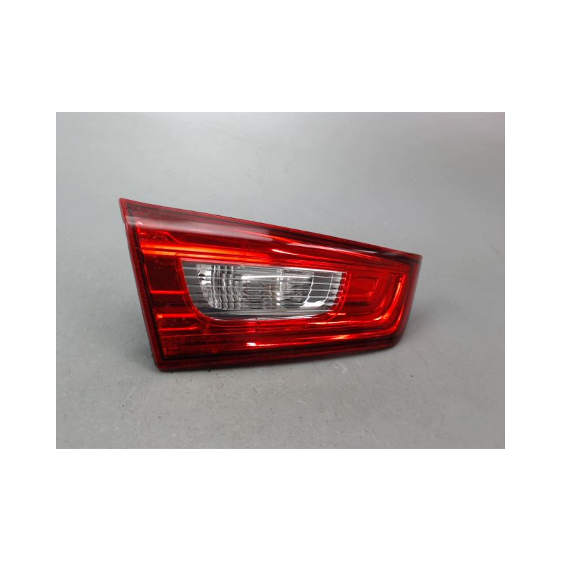 FEU ARRIERE INTERIEUR GAUCHE MITSUBISHI ASX