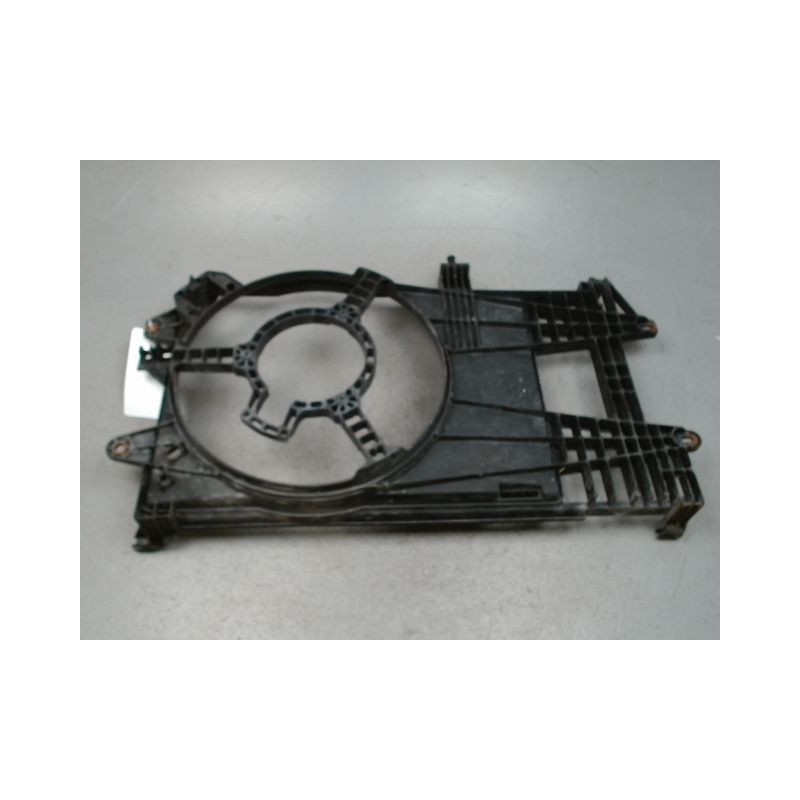 SUPPORT DE VENTILATEUR FIAT PUNTO 99-2003
