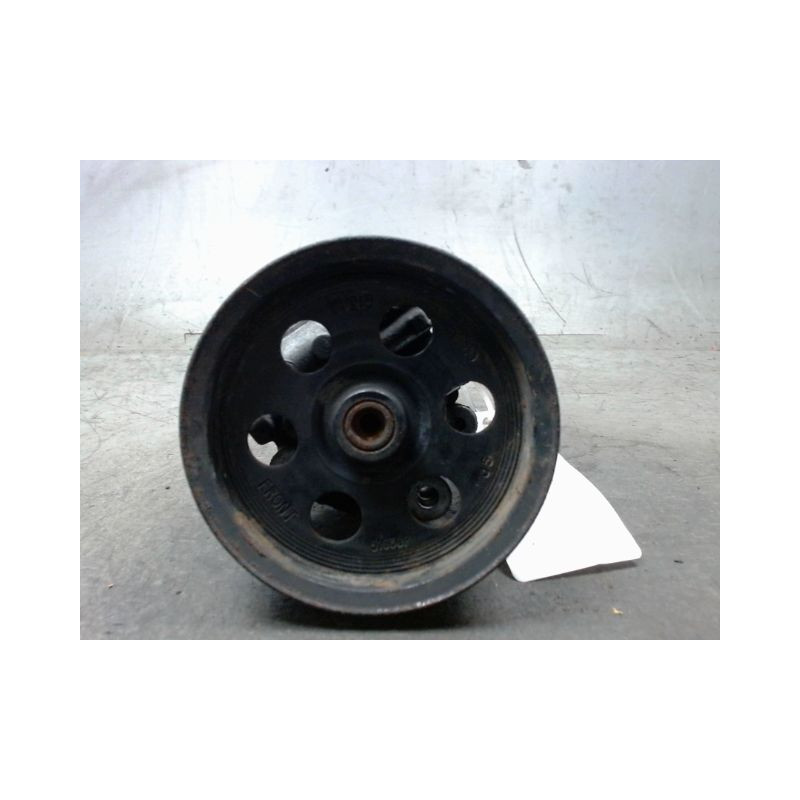 POMPE DIRECTION ASSISTEE CHRYSLER 300 C