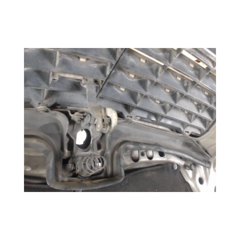 CAPOT MERCEDES CLASSE E 99-2002