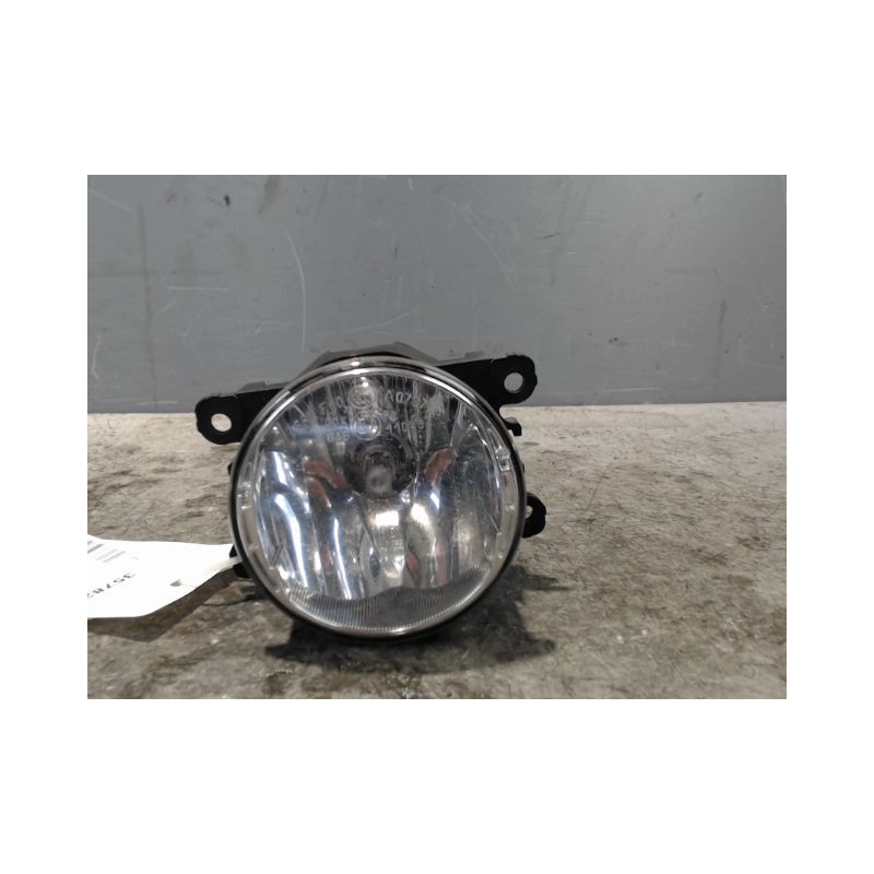 PHARE ANTIBROUILLARD AVANT DROIT RENAULT CLIO IV