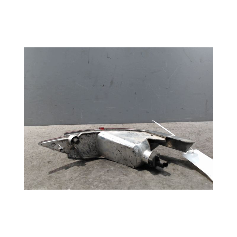 FEU BROUILLARD ARRIERE GAUCHE FORD FIESTA 2005-