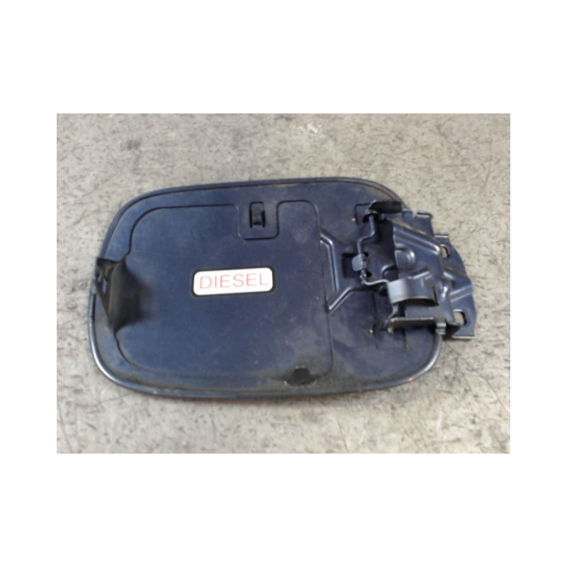 VOLET DE TRAPPE CARBURANT VOLVO V40 2000-