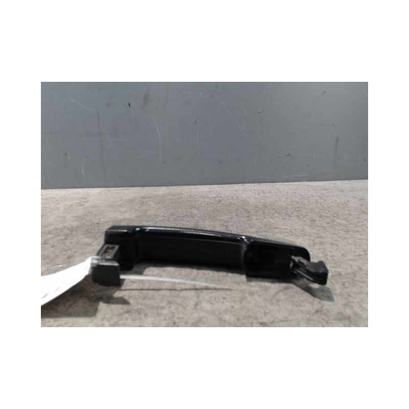 POIGNEE EXTERIEURE PORTE AVANT GAUCHE OPEL AGILA