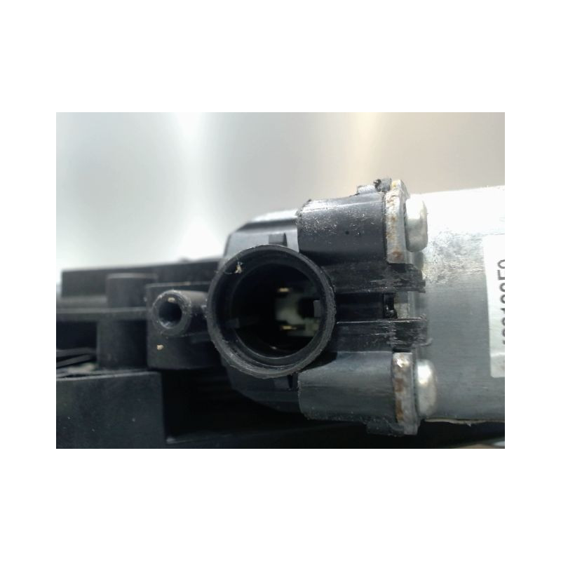 MECANISME+MOTEUR LEVE-GLACE AVANT GAUCHE CITROEN C1