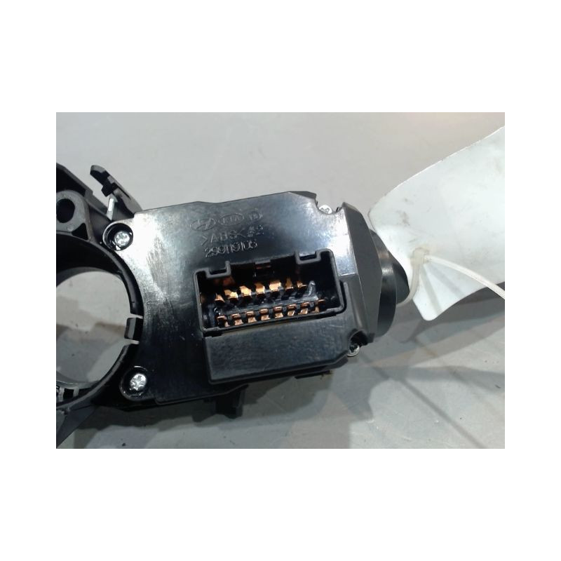 COMMANDE CLIGNOTANT KIA CARENS