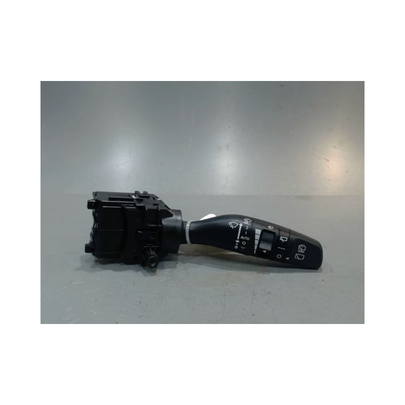 COMMANDE ESSUIE GLACE KIA CARENS