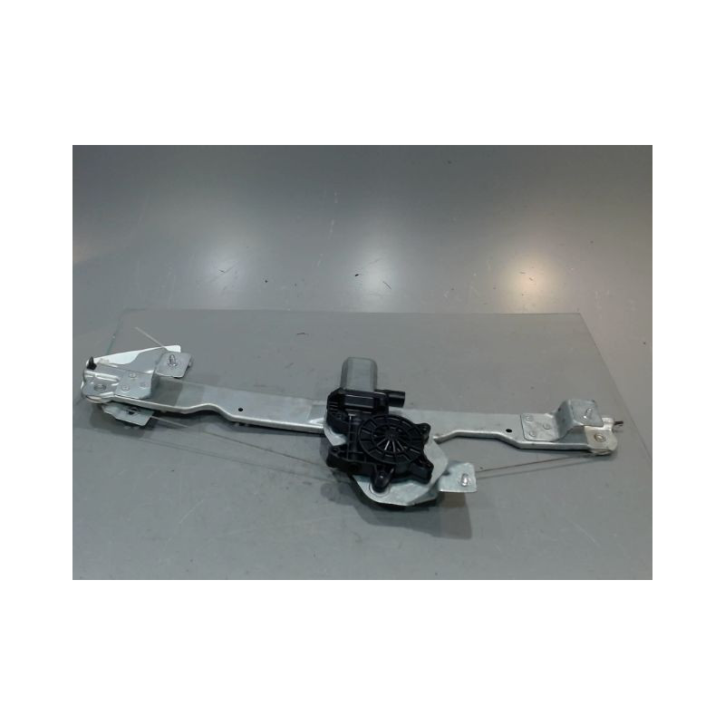 MECANISME+MOTEUR LEVE-GLACE AVANT DROIT DACIA DUSTER