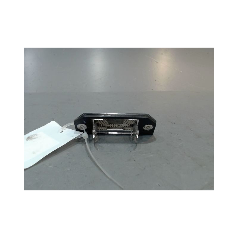 ECLAIREUR PLAQUE DE POLICE DROIT FORD C-MAX