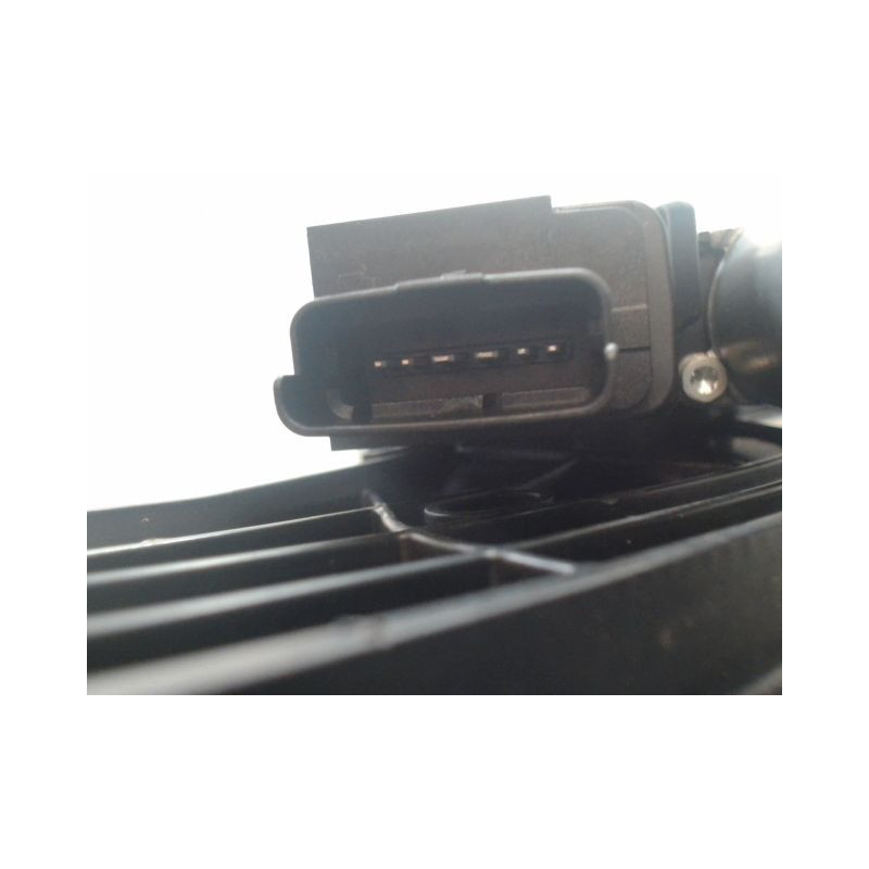 MECANISME+MOTEUR LEVE-GLACE ARRIERE DROIT PEUGEOT 3008 2009-