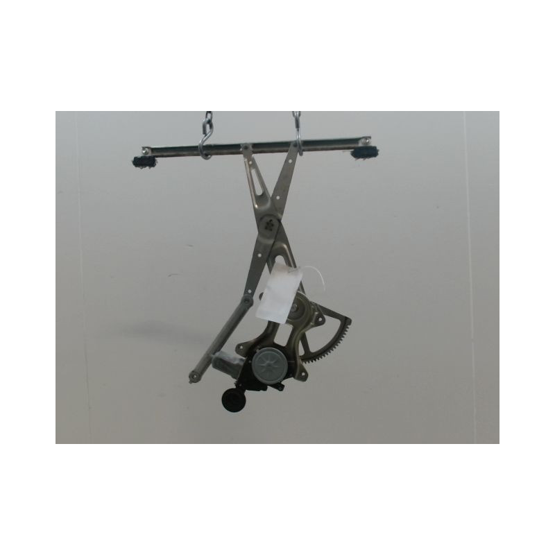 MECANISME+MOTEUR LEVE-GLACE AVANT DROIT TOYOTA RAV4 BREAK III Phase 1 2006-2009