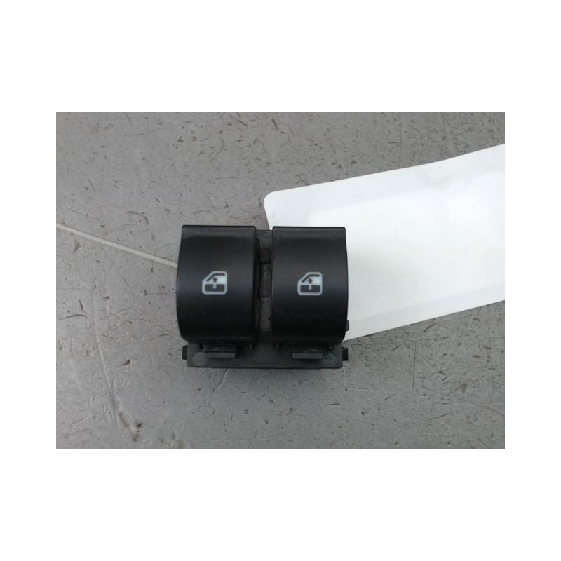 COMMANDE LEVE-GLACE PORTE AVG FIAT PUNTO II Phase 2 2003-2009