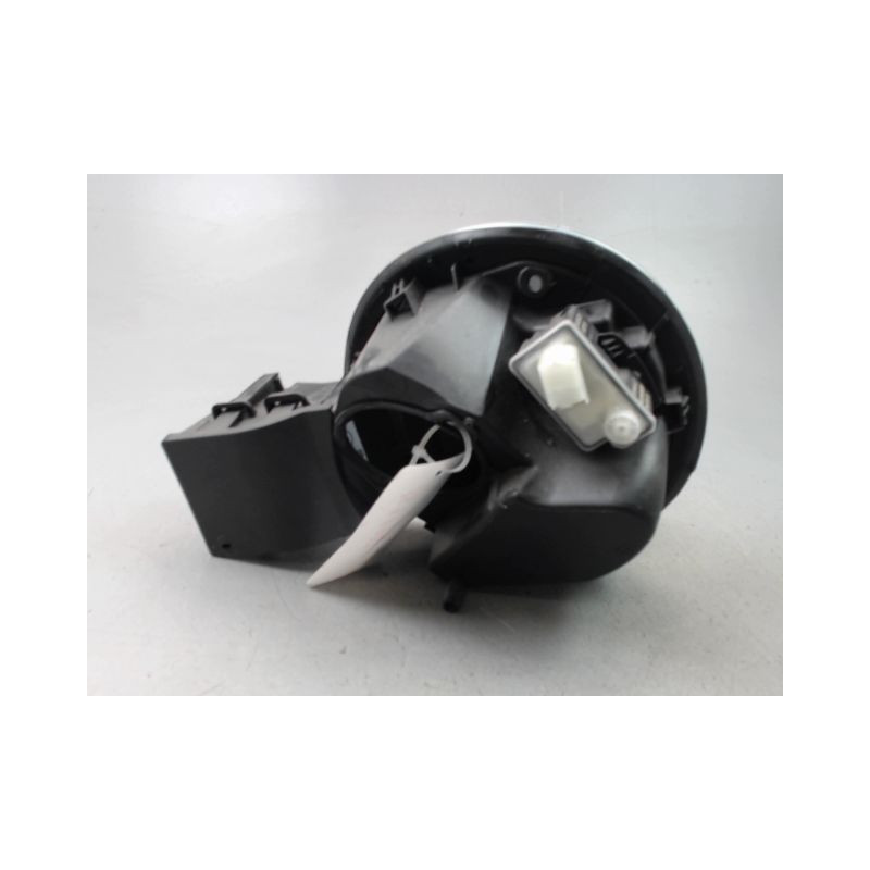 VOLET DE TRAPPE CARBURANT RENAULT CLIO
