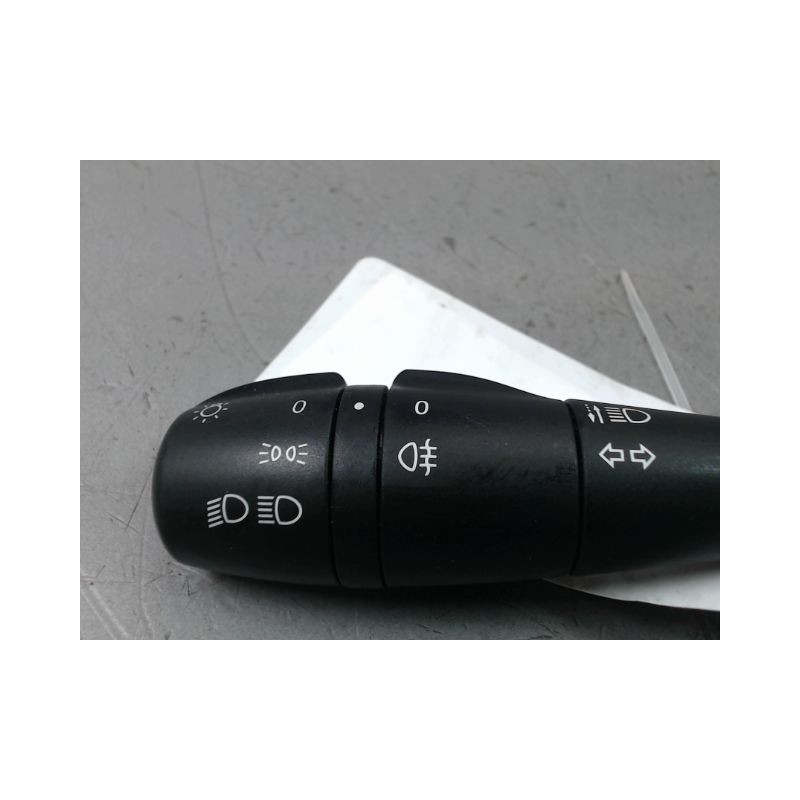 COMMANDE ECLAIRAGE DACIA SANDERO II Phase 1 2012-...