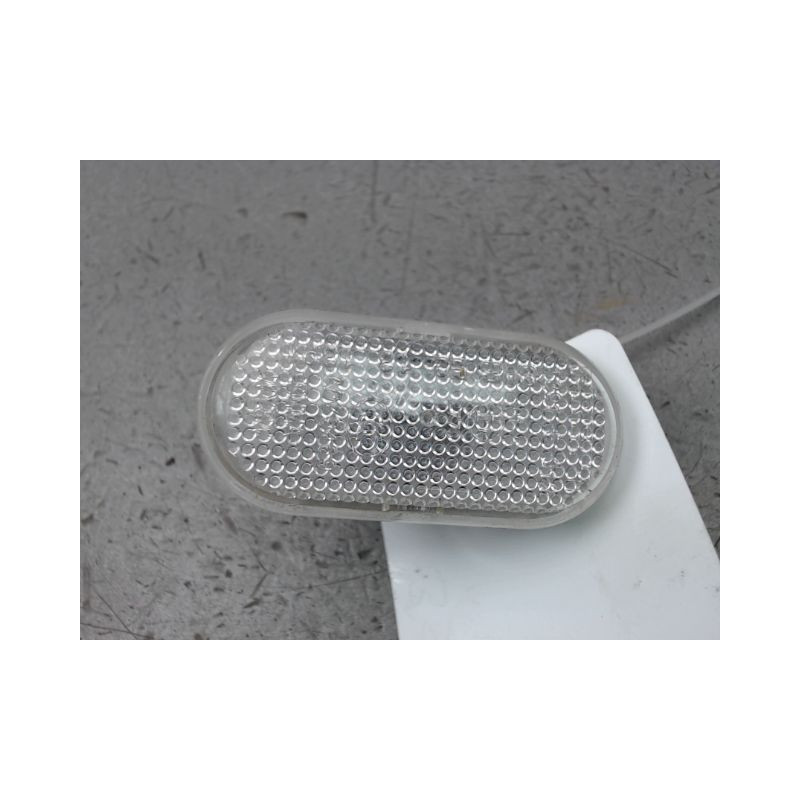 REPETITEUR AILE DROIT RENAULT TWINGO III 2014-...