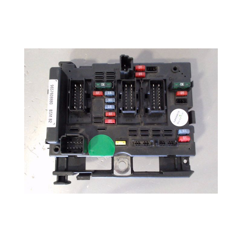 BOITE A FUSIBLES PEUGEOT 206+ 2009-
