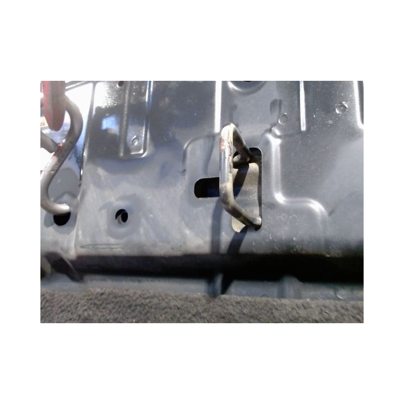 CAPOT NISSAN NOTE