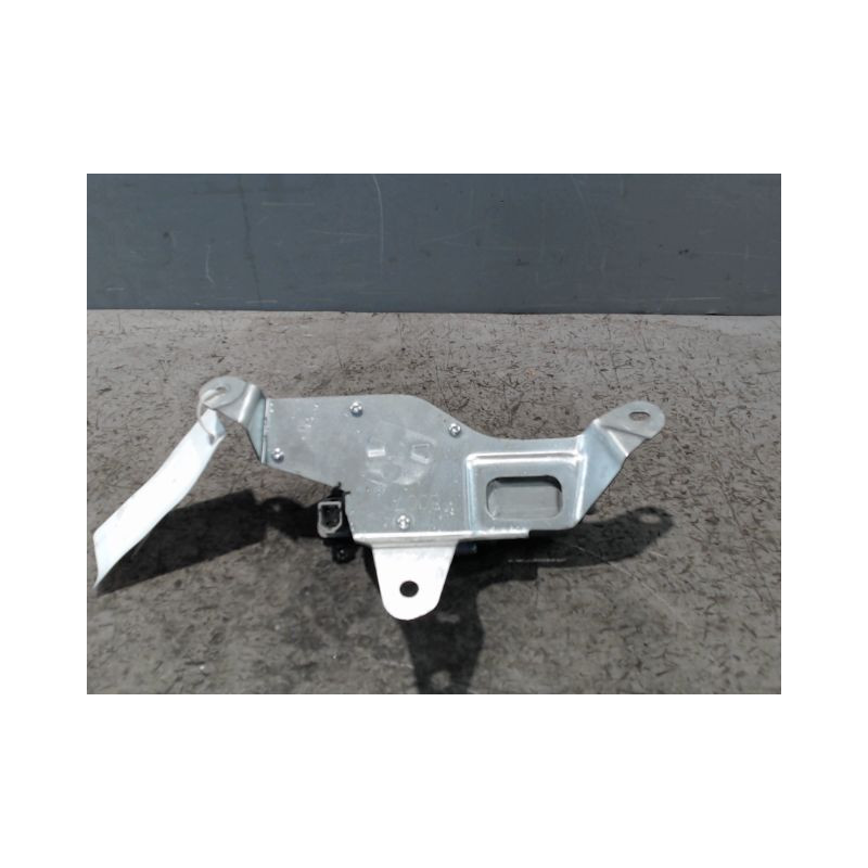 MOTEUR ESSUIE-GLACE ARRIERE NISSAN NOTE