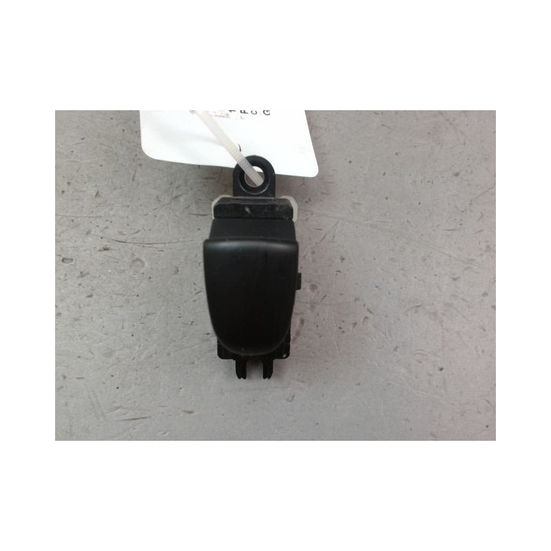 COMMANDE LEVE-GLACE PORTE ARG NISSAN JUKE