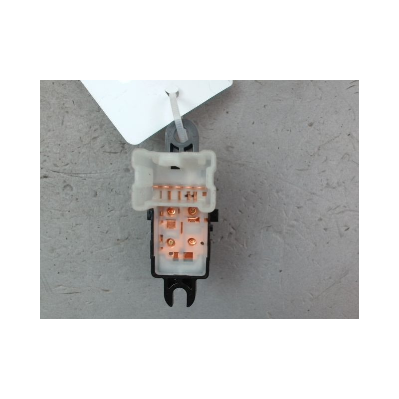 COMMANDE LEVE-GLACE PORTE ARG NISSAN JUKE