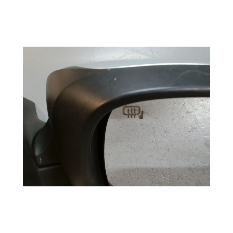 RETROVISEUR EXTERIEUR ELECTRIQUE DROIT SUZUKI SWIFT -03/05