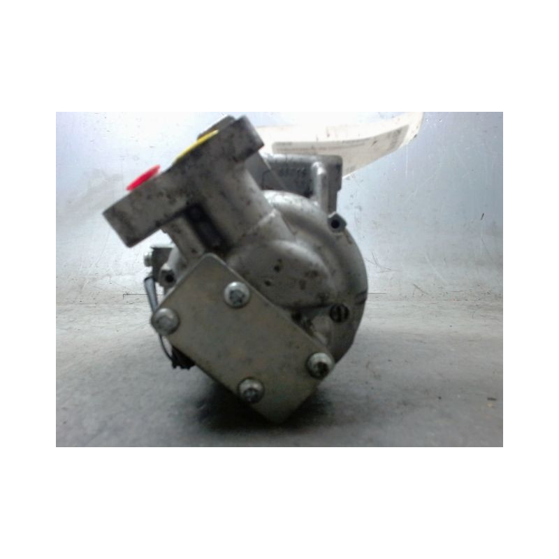 COMPRESSEUR AIR CONDITIONNE RENAULT CLIO