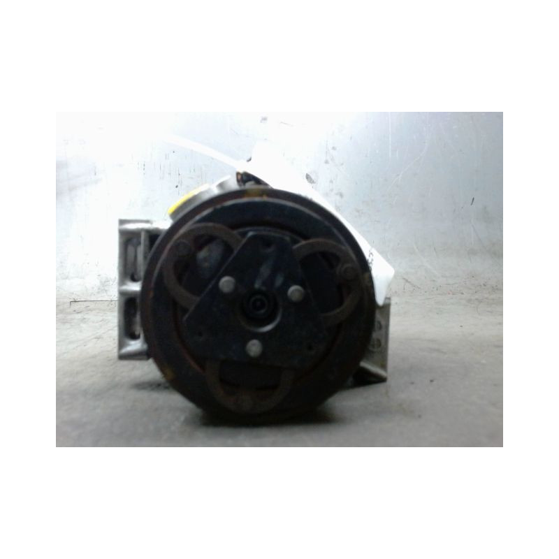 COMPRESSEUR AIR CONDITIONNE NISSAN MICRA