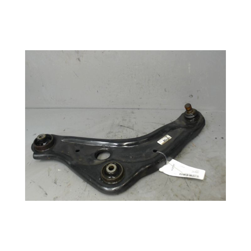 TRIANGLE INFERIEUR AVANT GAUCHE NISSAN QASHQAI