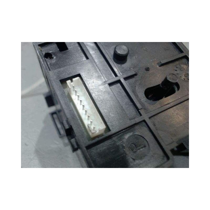 COMMANDE CLIGNOTANT RENAULT MEGANE