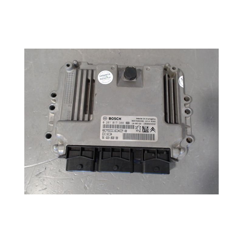 CALCULATEUR MOTEUR PEUGEOT 207