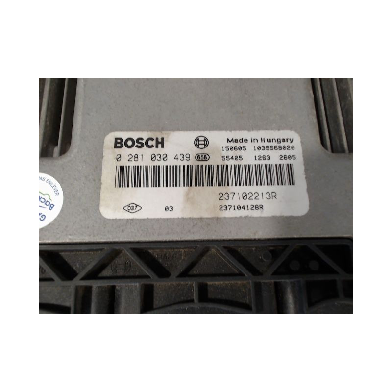 CALCULATEUR MOTEUR DACIA LOGAN