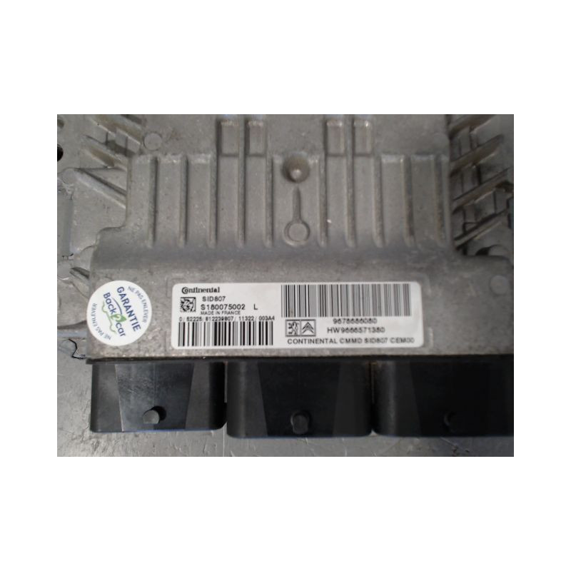 CALCULATEUR MOTEUR PEUGEOT 5008