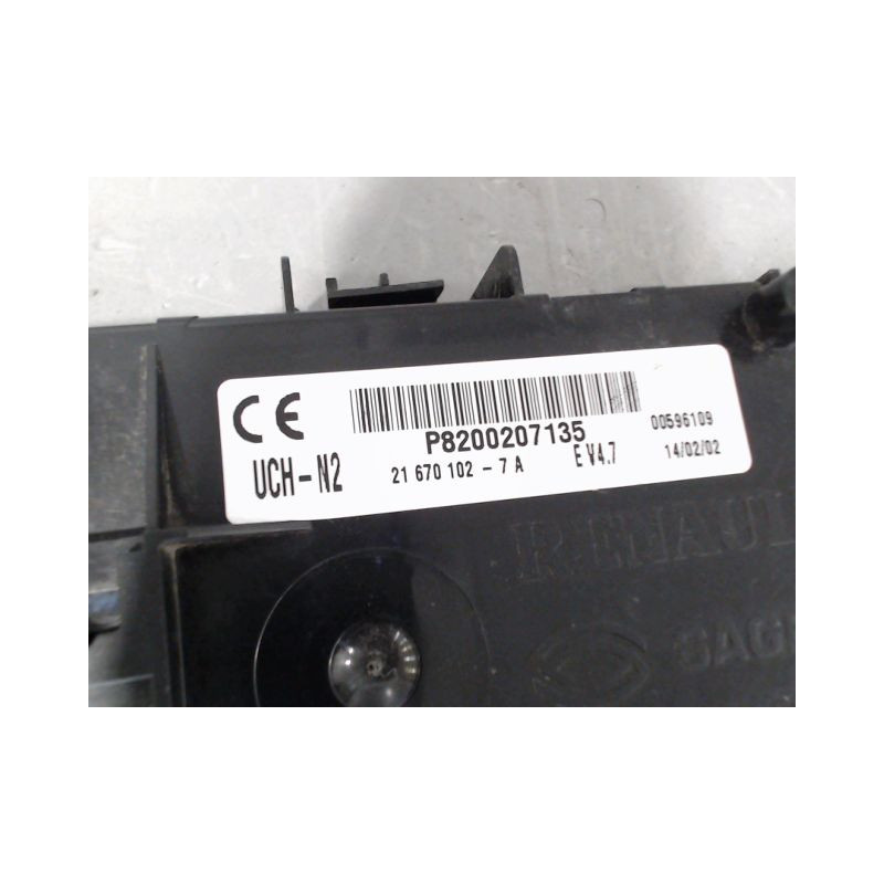 BOITIER GESTION HABITACLE RENAULT CLIO