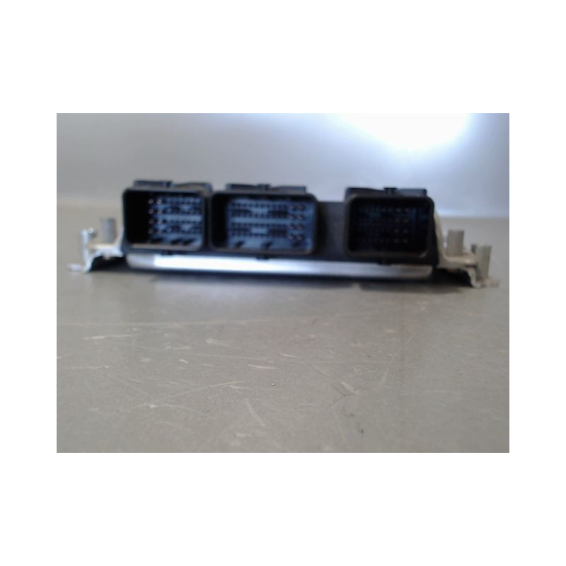 CALCULATEUR MOTEUR PEUGEOT 307