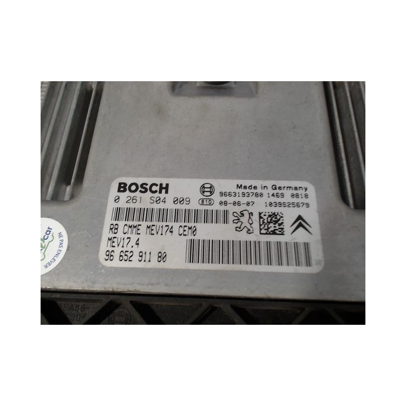 CALCULATEUR MOTEUR PEUGEOT 207