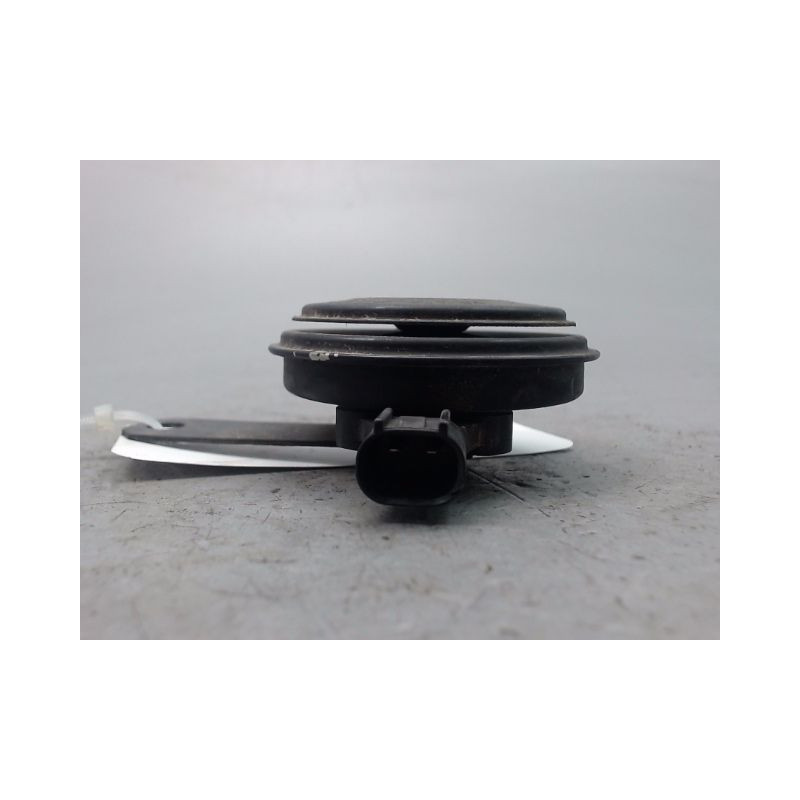 KLAXON / AVERTISSEUR SUZUKI LIANA MONOSP. Phase 2 2004-2005