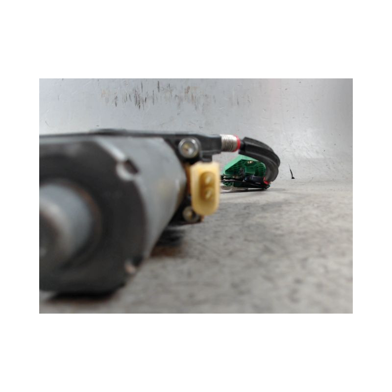 MECANISME+MOTEUR LEVE-GLACE AVANT DROIT FORD KA