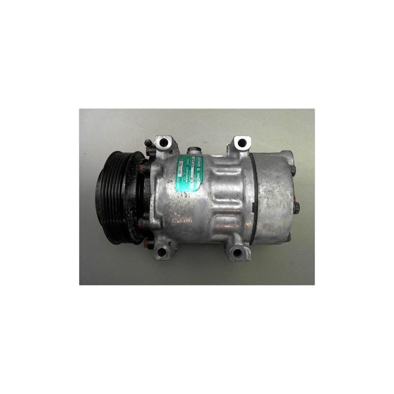 COMPRESSEUR AIR CONDITIONNE RENAULT LAGUNA 98-2000
